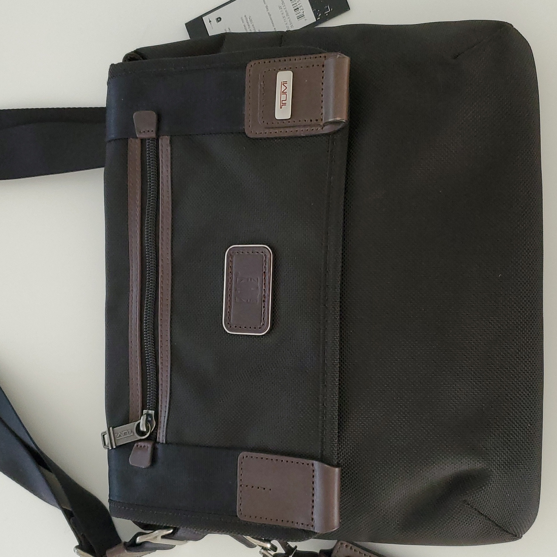 Nwt Alpha Bravo Beale Crossbody Bag